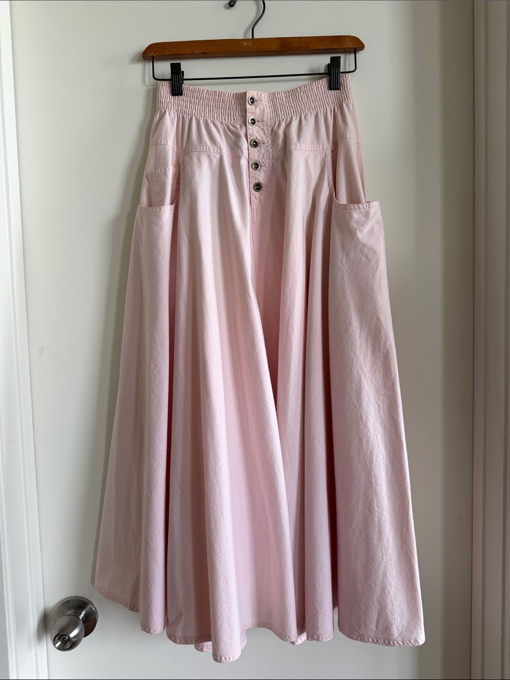 Liz Wear Light Pink 💗 Button-Front Maxi Skirt